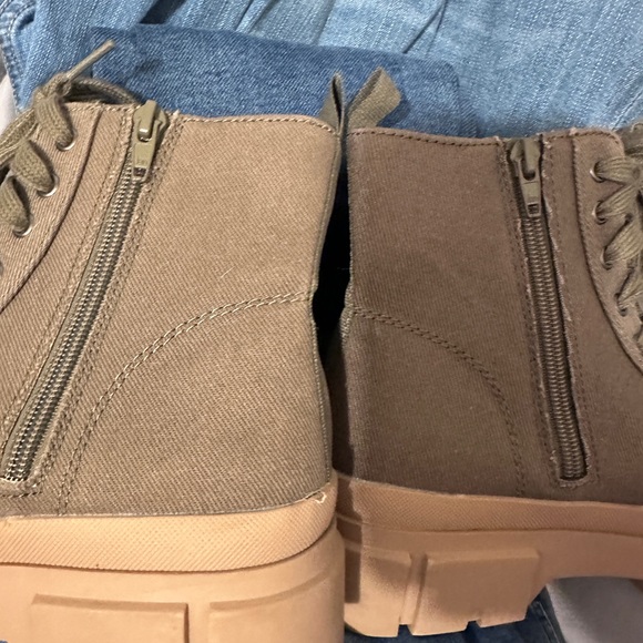 No Boundaries NoBo Combat Boots Women’s Size 8 Lace Up Zip Chunky Sole - Picture 6 of 7